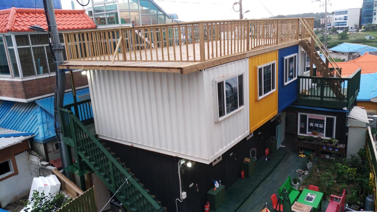 Ocean Capsule Guesthouse 江陵市 エクステリア 写真